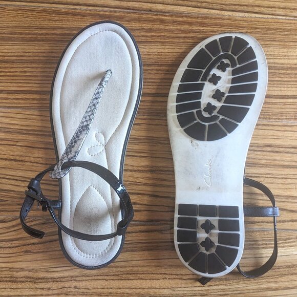 [VGUC] CLARKS Leather Snake Print Sandals - Picture 1 of 6